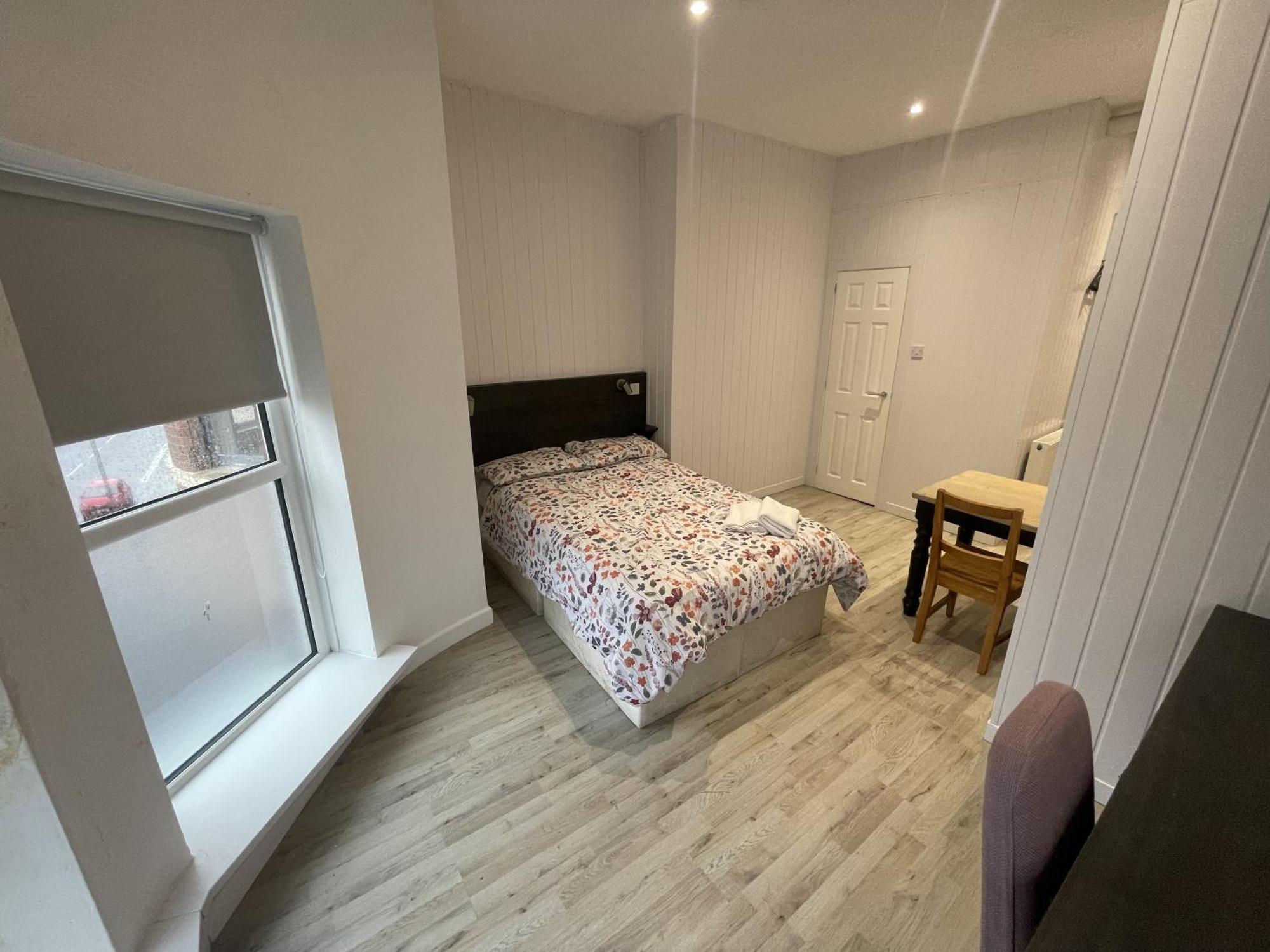 Oyo Queens Quarter Отель 2*