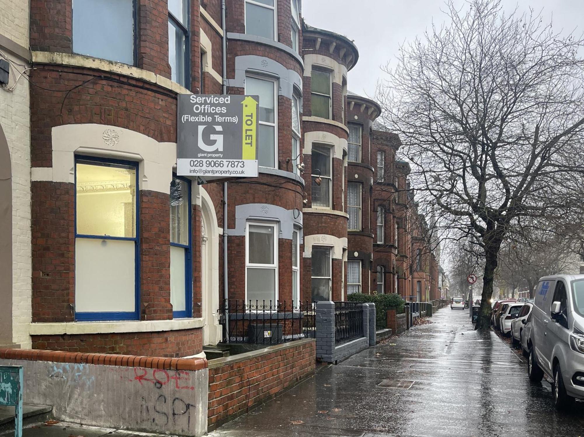 Oyo Queens Quarter Белфаст